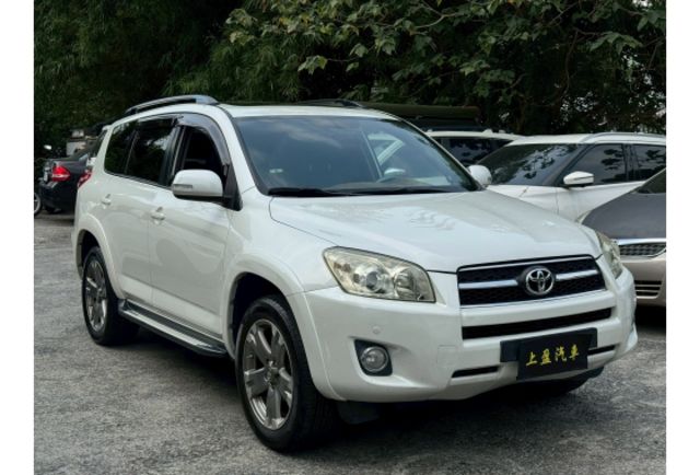 Toyota RAV4  第3張相片