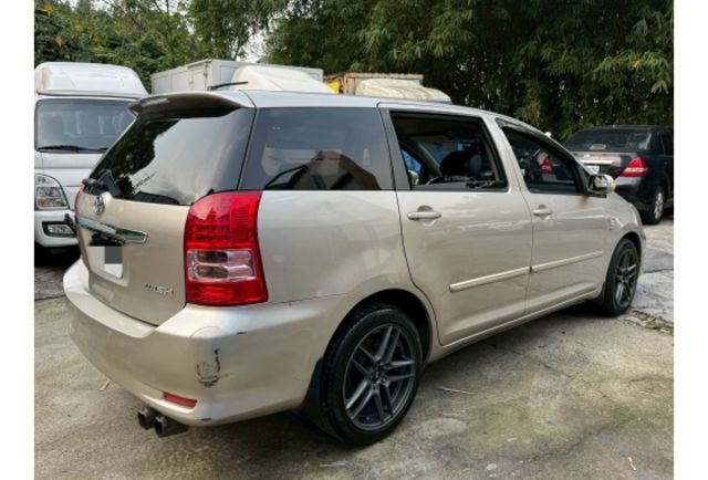 Toyota WISH  第4張相片