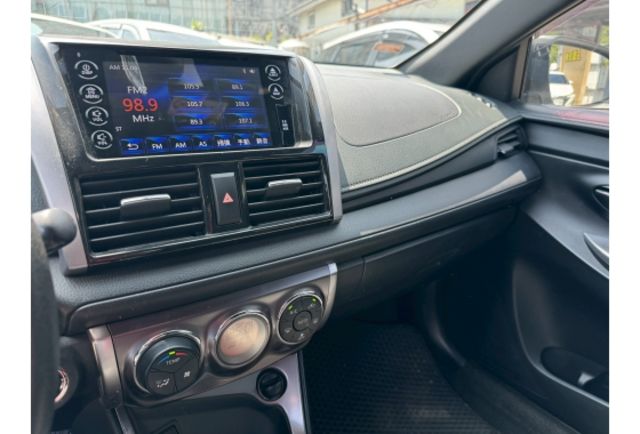 Toyota YARIS  第9張相片