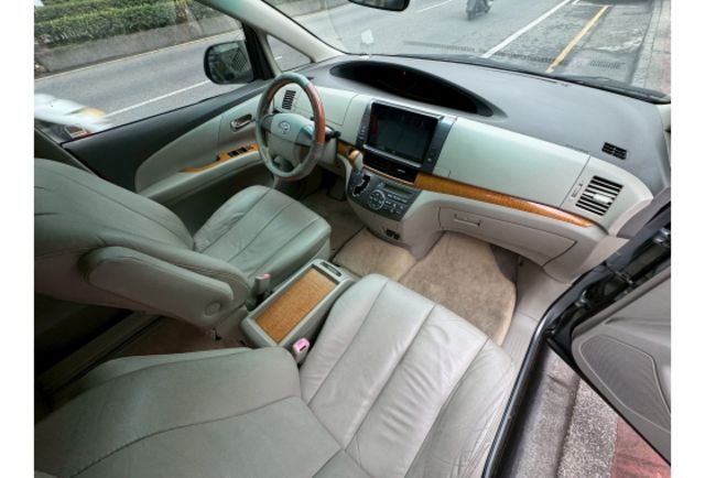 Toyota PREVIA  第5張相片