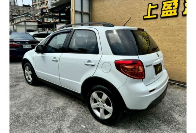 Suzuki SX4  第4張相片