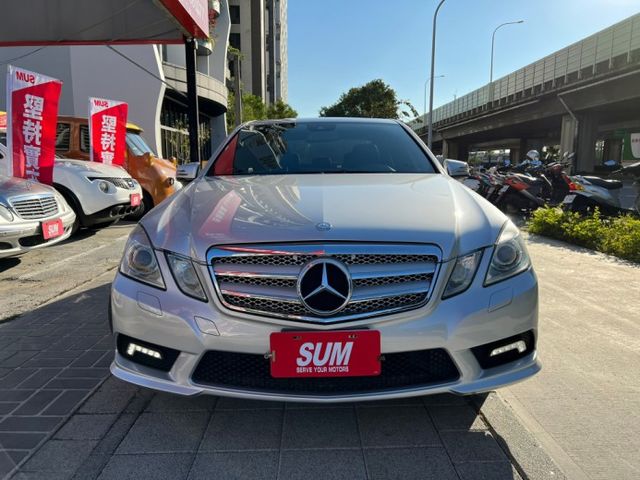 正 AMG 低轉速高扭力省油 美到發泡 認證車/hk音響/雙記憶電熱椅/電尾門/天窗/快撥/摸門/ikey  第2張相片