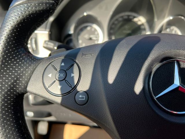 正 AMG 低轉速高扭力省油 美到發泡 認證車/hk音響/雙記憶電熱椅/電尾門/天窗/快撥/摸門/ikey  第17張相片