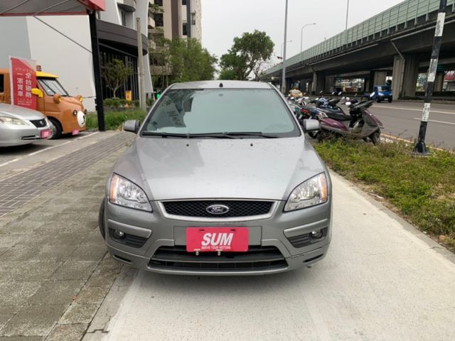 【可全額增貨】優質代步車 省油省稅 小資首選 五門掀背款  第2張相片