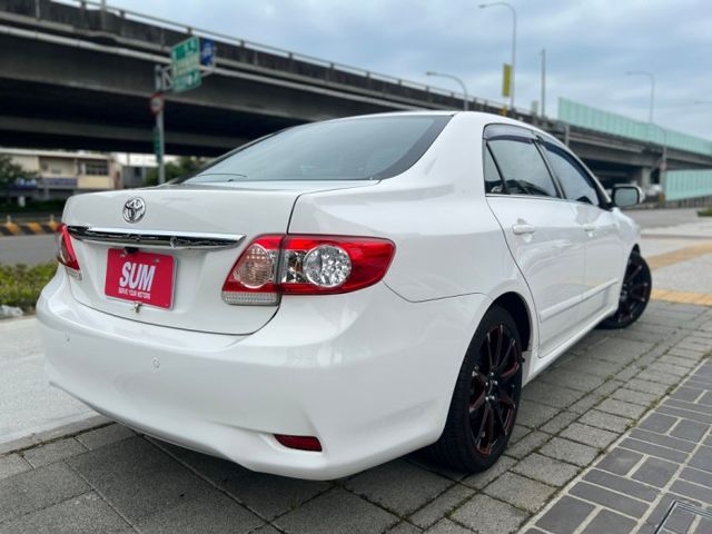簡單造就非凡!不只是代步車更堪稱是代步車神!G版天窗/定速/恆溫/抬顯/導航/藍芽/快控/霧燈  第5張相片