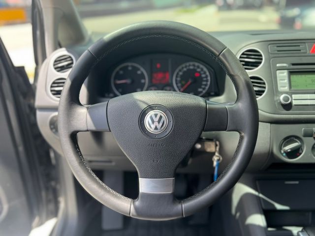 超大車內空間 安全舒適一次擁有/自動頭燈/定速/後置杯架/前後霧燈/恆溫空調  第12張相片