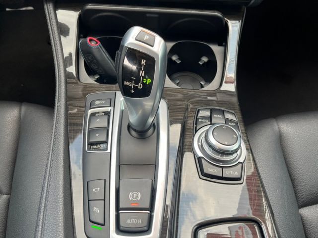 5 SERIES SEDAN F10  第13張相片