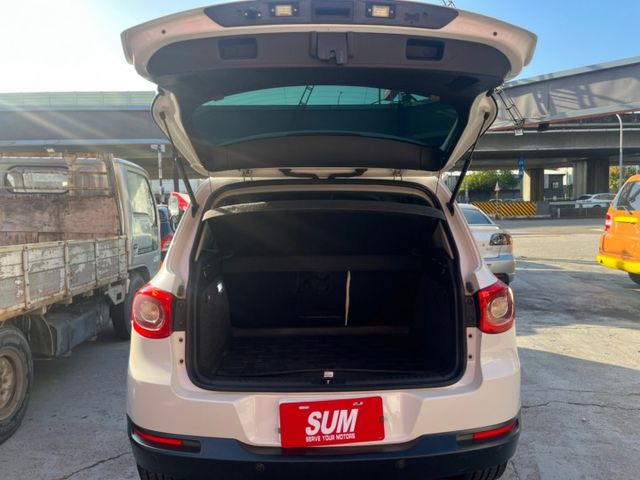 前車主超顧車!!!準時保養、該換就換、車況保證、買回去不用再花錢!  第14張相片