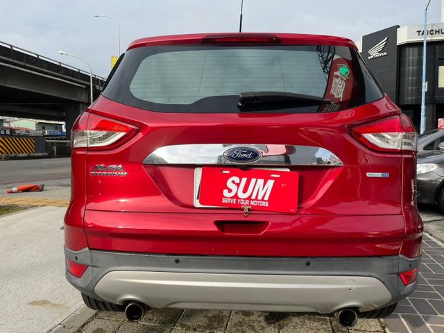 頂級旗艦版 2.0L/4WD/跟車/自動煞停/腳踢電尾門/全景天窗/盲點/倒車顯影/CarPlay  第5張相片