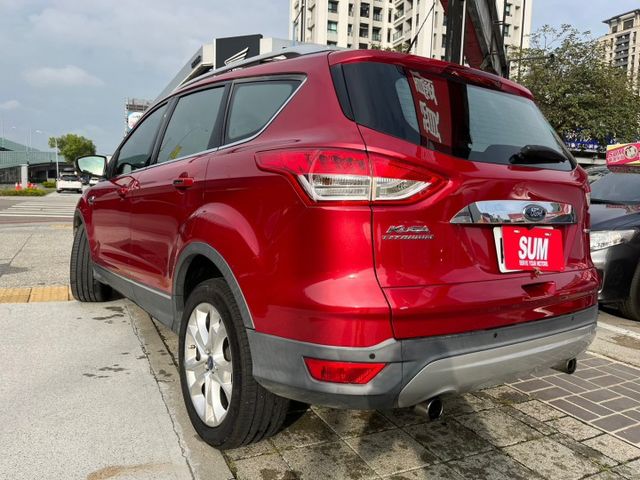 頂級旗艦版 2.0L/4WD/跟車/自動煞停/腳踢電尾門/全景天窗/盲點/倒車顯影/CarPlay  第6張相片