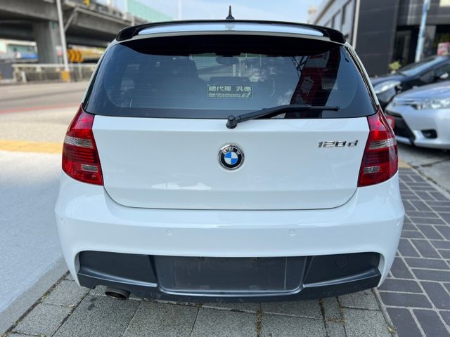 BMW 120d 柴油扭力 177匹馬力 德系小鋼炮 僅跑10萬 總代理 / 原版件 / 電動椅 / 電折 / 天窗  第4張相片
