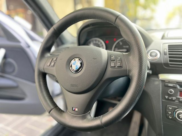 BMW 120d 柴油扭力 177匹馬力 德系小鋼炮 僅跑10萬 總代理 / 原版件 / 電動椅 / 電折 / 天窗  第10張相片