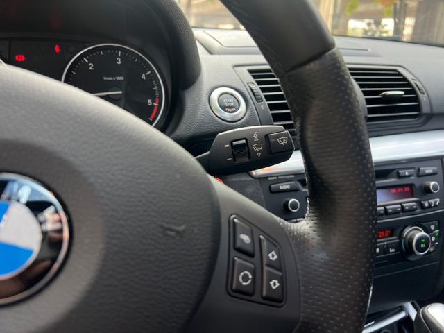 BMW 120d 柴油扭力 177匹馬力 德系小鋼炮 僅跑10萬 總代理 / 原版件 / 電動椅 / 電折 / 天窗  第14張相片