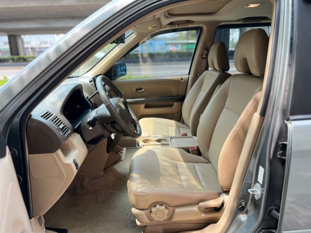 認證安排中  4WD / 天窗 / 耗材已更換+大保養 / 胎壓偵測 省油好代步 / 家庭工作兩相宜  第8張相片