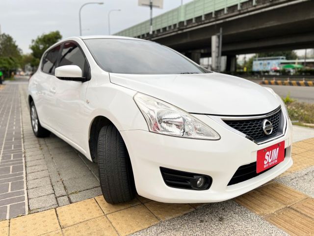 【僅跑7萬】【即刻下定送安卓機】認證車享保固兩年來源單純買賣簡單  第3張相片