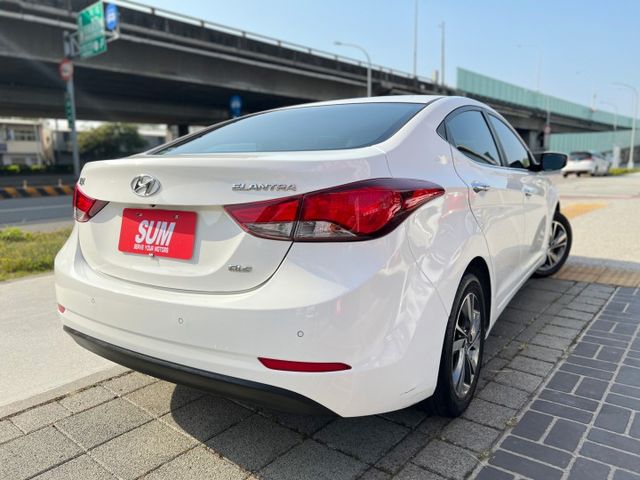 便宜又大碗/一手認證車/導航/倒車顯影/電折後視鏡/藍芽音樂/自動頭燈  第4張相片