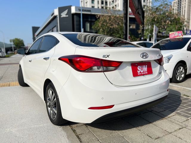 便宜又大碗/一手認證車/導航/倒車顯影/電折後視鏡/藍芽音樂/自動頭燈  第6張相片