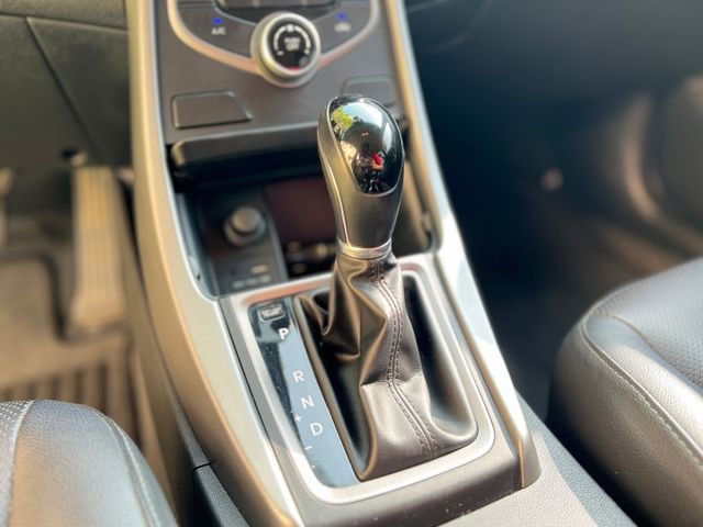 便宜又大碗/一手認證車/導航/倒車顯影/電折後視鏡/藍芽音樂/自動頭燈  第14張相片