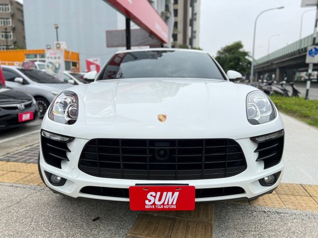 一手女用原廠保養/僅跑七萬(剛保養完)ACC智慧巡航/車道偏離/14向記憶座椅/三區恆溫/駕駛模式切換/電子手剎/電尾門  第2張相片