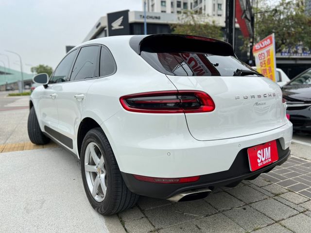 一手女用原廠保養/僅跑七萬(剛保養完)ACC智慧巡航/車道偏離/14向記憶座椅/三區恆溫/駕駛模式切換/電子手剎/電尾門  第5張相片
