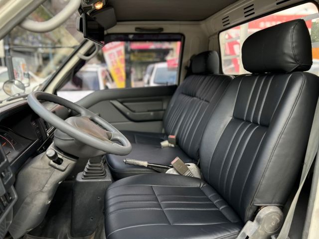實車實價 認證車 無待修 原廠保固 全新皮椅方向盤 賺錢發財車(整備中)  第6張相片