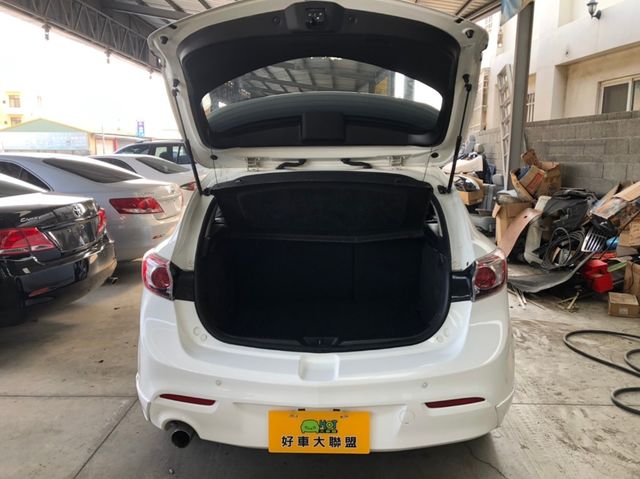 MAZDA馬自達 MAZDA 3  第7張相片