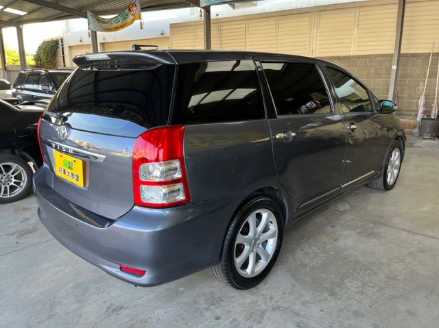 TOYOTA豐田 WISH  第2張相片
