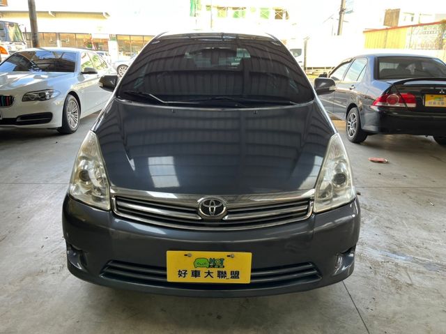 TOYOTA豐田 WISH  第3張相片