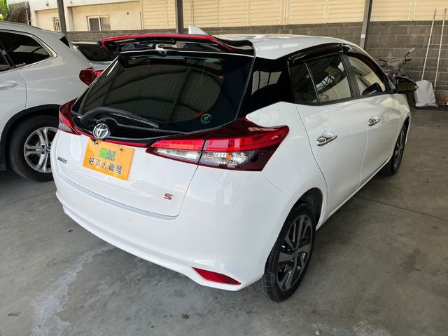 TOYOTA豐田 YARIS  第2張相片