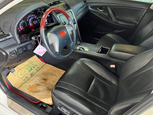 TOYOTA豐田 CAMRY  第7張相片