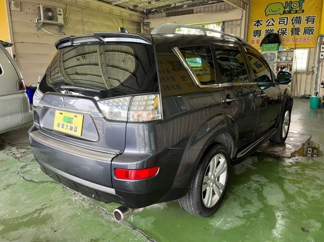 MITSUBISHI三菱 OUTLANDER  第8張相片