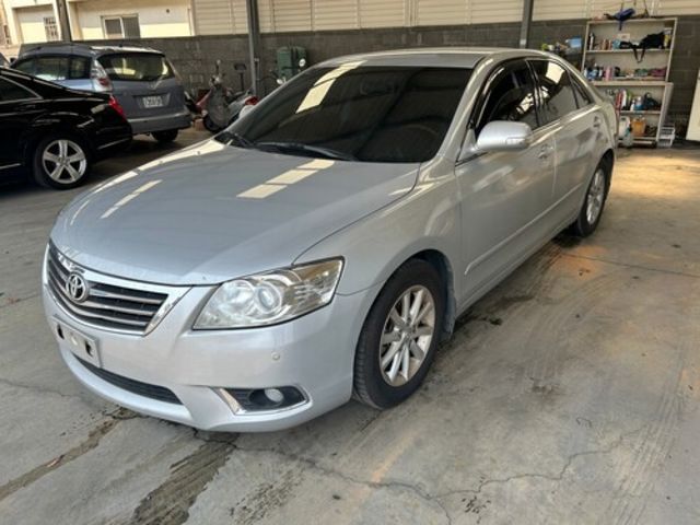 TOYOTA豐田 CAMRY  第2張相片