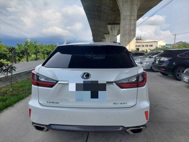 LEXUS凌志 RX300  第5張相片