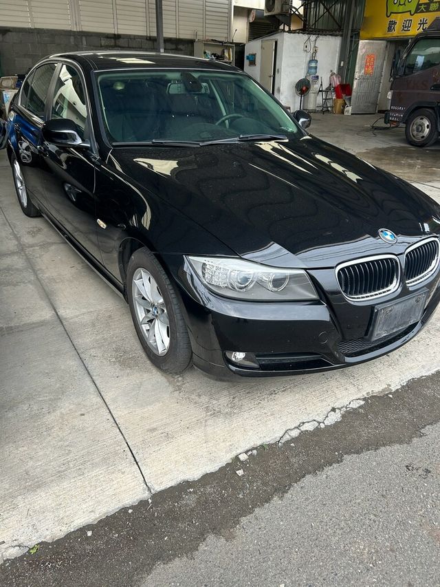 BMW寶馬 320I  第2張相片