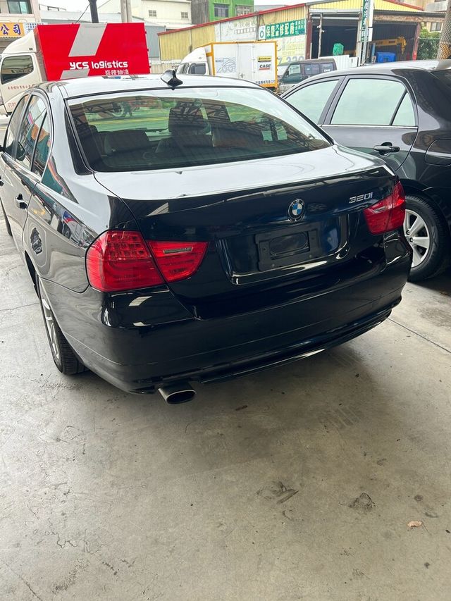 BMW寶馬 320I  第11張相片