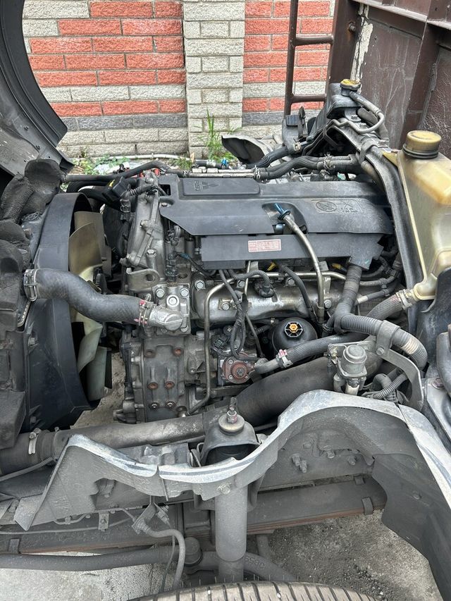 MITSUBISHI三菱 CANTER  第11張相片