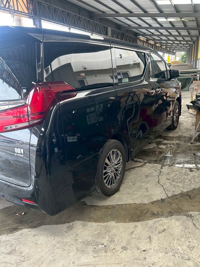 TOYOTA豐田 ALPHARD  第9張相片
