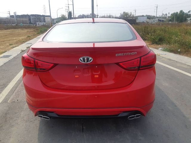 HYUNDAI現代 ELANTRA  第5張相片