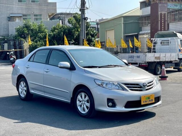 TOYOTA豐田 ALTIS  第2張相片