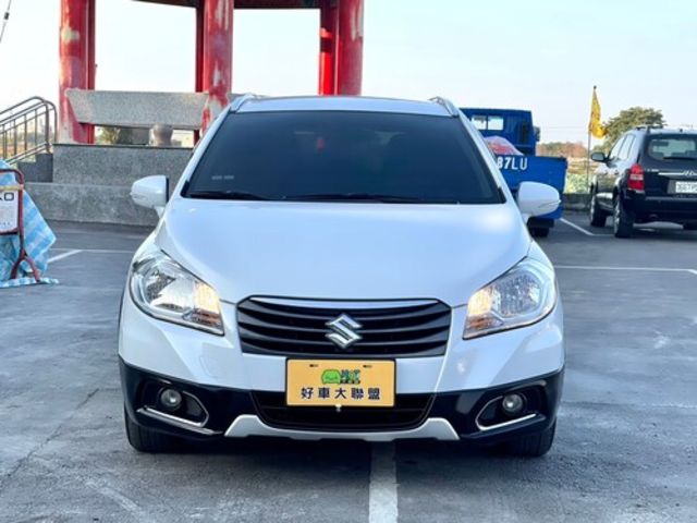 SUZUKI鈴木 SX4  第2張相片