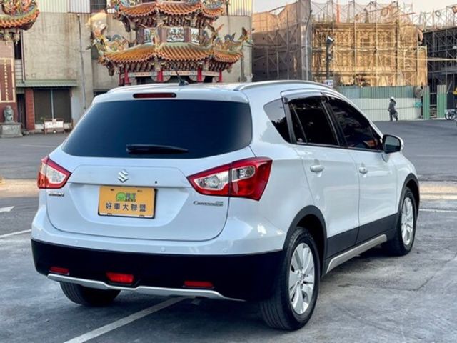 SUZUKI鈴木 SX4  第6張相片