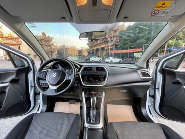 SUZUKI鈴木 SX4  第9張相片