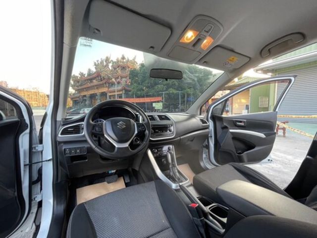 SUZUKI鈴木 SX4  第11張相片