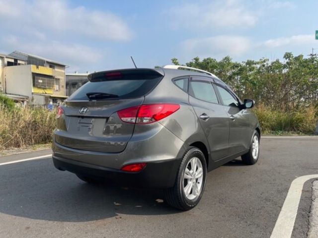 HYUNDAI現代 IX35  第4張相片