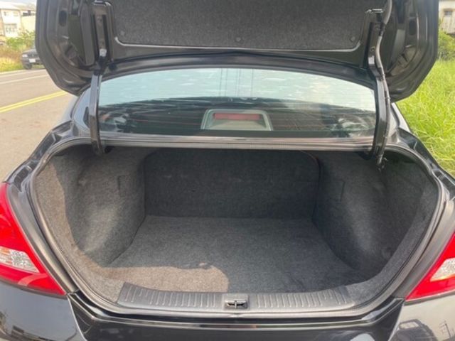 NISSAN日產 TIIDA  第12張相片