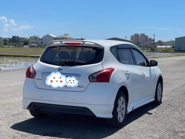 NISSAN日產 TIIDA  第2張相片