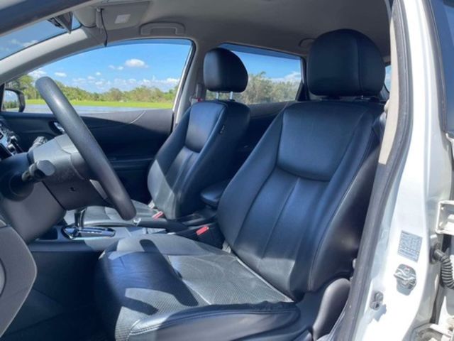 NISSAN日產 TIIDA  第3張相片