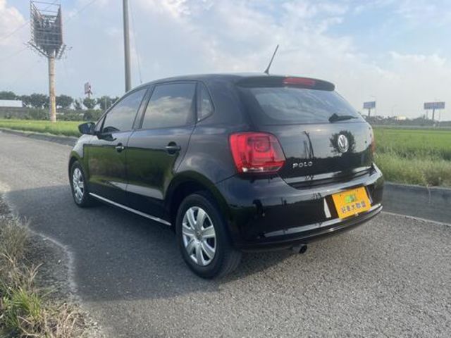 VOLKSWAGEN福斯 POLO  第3張相片