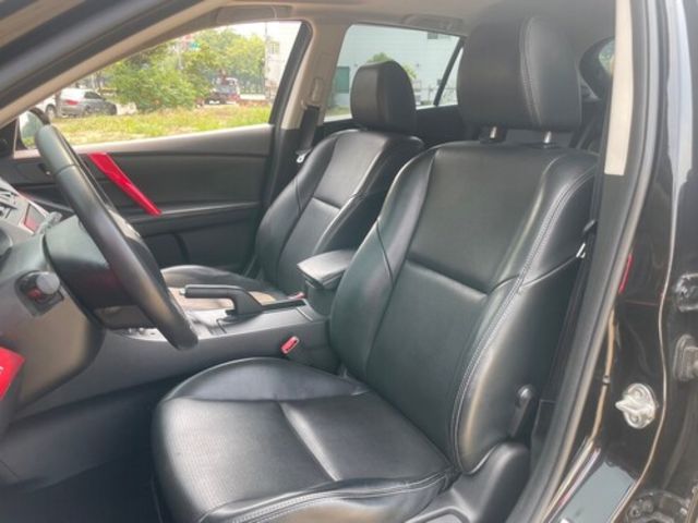 MAZDA馬自達 MAZDA 3  第8張相片