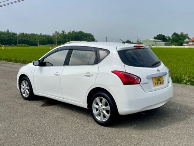 NISSAN日產 TIIDA  第6張相片